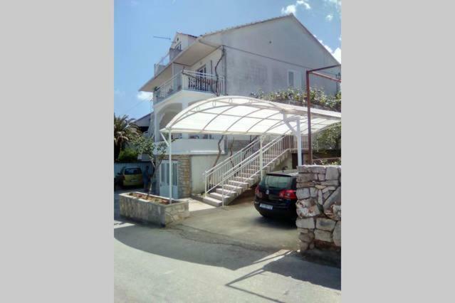 Guest house Miletic Jelsa (Hvar)
